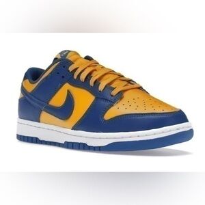 Nike Dunk Low
UCLA